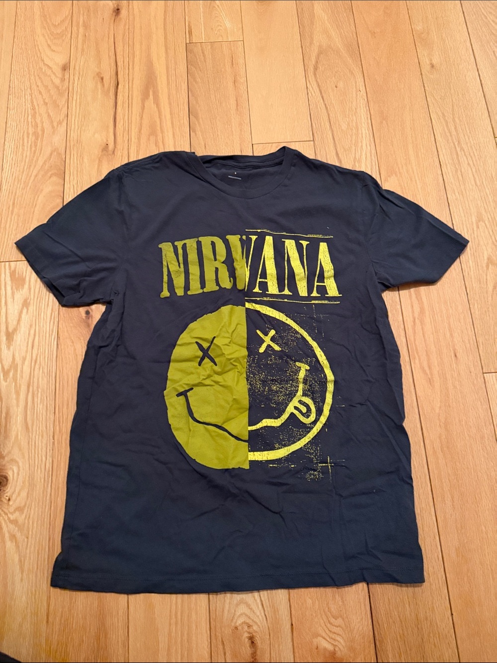 Nirvana womens Black Graphic Band T-Shirt